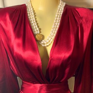 Multi String Pearl Necklace with Cameo Pendant